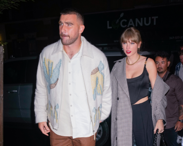 Le frère de Travis Kelce met en lumière le côté obscur de la romance avec Taylor Swift