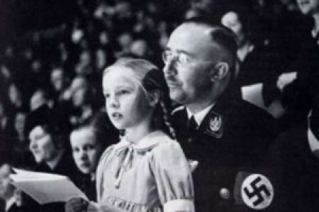 Pour créer une race aryenne “pure”, les Nazis ont conçu des usines à enfants
