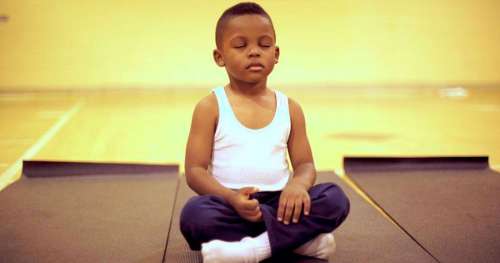 Cette école remplace la punition par la méditation et le résultat sur les enfants est incroyable