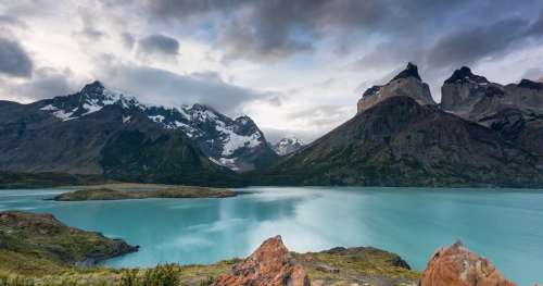 Cette vidéo vous fait parcourir les paysages époustouflants de la Patagonie