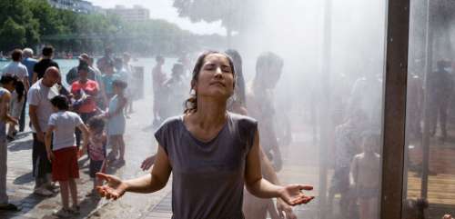 11 accessoires pour supporter la canicule au bureau