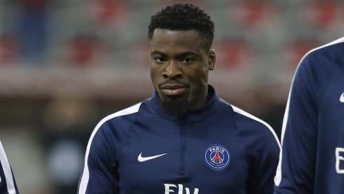 Serge Aurier : sa garde à vue prolongée de 24h, le joueur dément la version des policiers