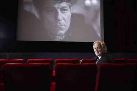 « Jean-Jacques Debout chante Jean Gabin » : Un album hommage au cinéma français et à son célèbre représentant !