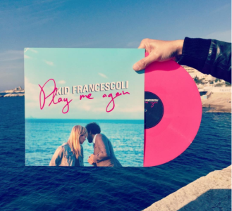 KID FRANCESCOLI & JULIA NOUS ENVOUTENT AVEC « PLAY ME AGAIN »