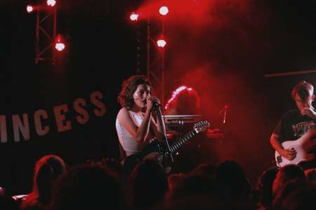 [Report] King Princess brille au Badaboum