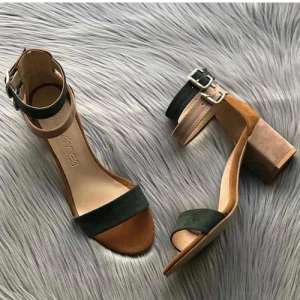 Pump heels in elegant designs