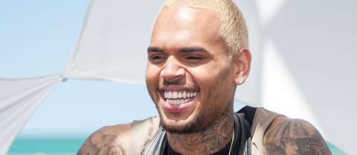 Arrêté il y a deux jours, Chris Brown réagit en chanson
