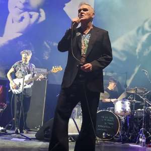 Morrissey toujours un ticket chaud malgré le manque de soutien de l’industrie – News 24