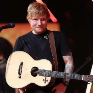 Ed Sheeran bat le record majeur du classement des albums officiels – News 24