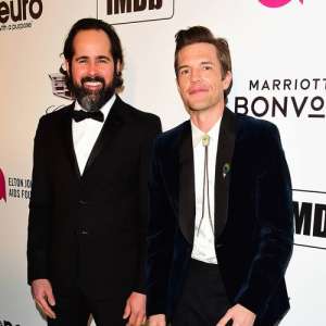 The Killers s’excuse d’avoir amené un fan russe sur scène lors d’un concert en Géorgie – News 24