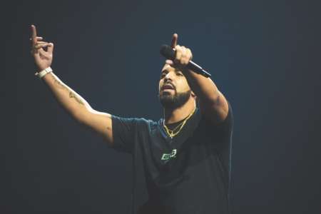 Drake reporte la sortie de “For All the Dogs” à octobre
