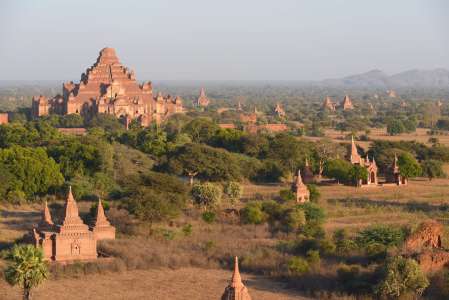 Un puissant séisme en Birmanie menace le site de Bagan