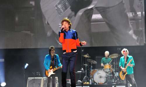 Quand les Rolling Stones reprennent en live un tube des Beatles