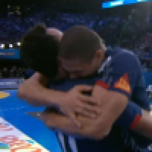 Handball - La France championne du monde : Les Bleus explosent de joie !