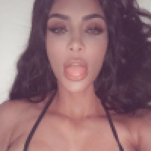 Kim Kardashian en bikini rikiki : Ses selfies brûlants...