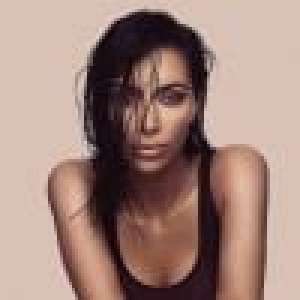 Kim Kardashian : Se fonce-t-elle la peau volontairement ? Elle répond