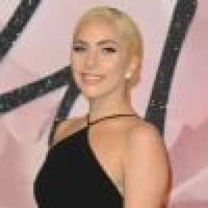 Lady Gaga radieuse face à Gigi Hadid, sacrée aux British Fashion Awards