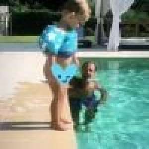 Ingrid Chauvin : Son fils Tom craquant casse-cou à la piscine