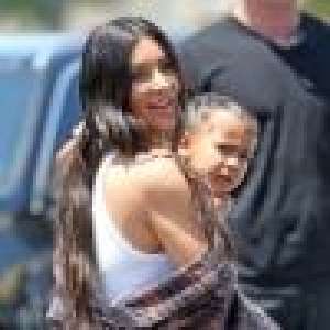 Kim Kardashian : Avec son corset trop 