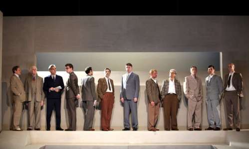 Critique « 12 Hommes en colère » au Théâtre Hébertot