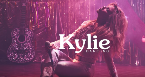 « Dancing » : Kylie Minogue se tourne vers la country
