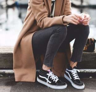 How to style vans sneakers