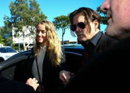 Chiens indésirables en Australie: Canberra se moque des excuses de Johnny Depp