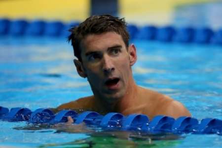 Le champion américain Michael Phelps va nager contre un requin