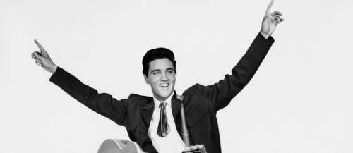 Musique : 40 ans après sa mort, l'Amérique célèbre toujours Elvis Presley