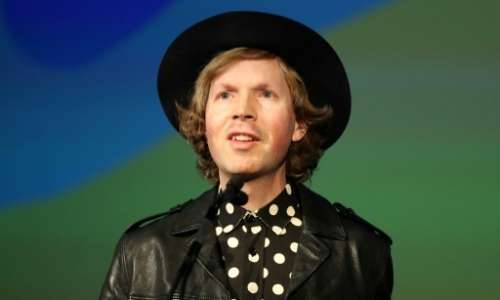 Beck sort un nouvel album résolument enjoué
