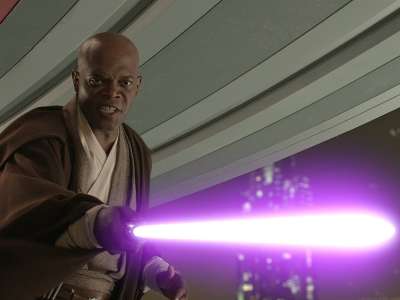 Pourquoi Samuel L. Jackson voulait à tout prix un sabre laser violet (mise à jour avec la vidéo des coulisses)
