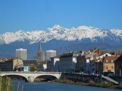 À Grenoble, une bibliothèque fera littéralement grimper au 7e ciel