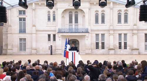 À Villers-Cotterêts, Macron tresse les lauriers du français