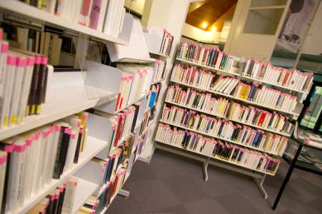Rouen : des bibliothécaires “à bout” à l'heure de l'extension des horaires