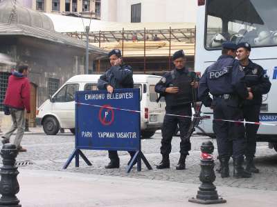 En Turquie, une librairie et des associations kurdes perquisitionnées