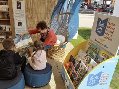 La lecture dans les centres de loisir, avec Lire et Faire Lire