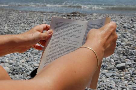 “Lisez des livres”, conseille Bruno Le Maire aux vacanciers