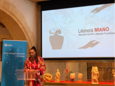 Trois lauréats pour la première édition du Prix littéraire « Frontières » Léonora Miano