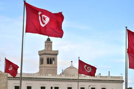 Régression des libertés en Tunisie : arrestations et censure