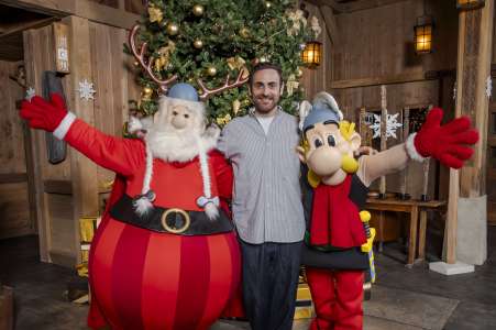 Les stars s’unissent pour célébrer Noël au Parc Astérix : une avant-première magique pour le lancement des festivités (PHOTOS)