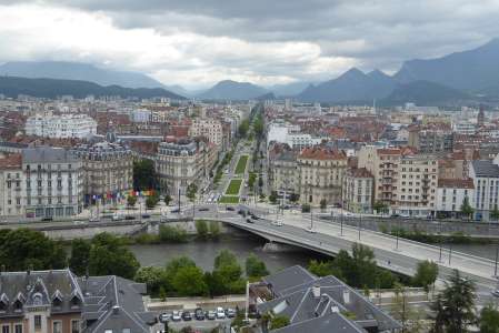 Grenoble : la mairie avance de nouvelles solutions pour son réseau de lecture publique