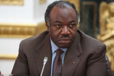 Gabon : l'auteur de polar Janis Otsiemi en mission pour le président Ali Bongo