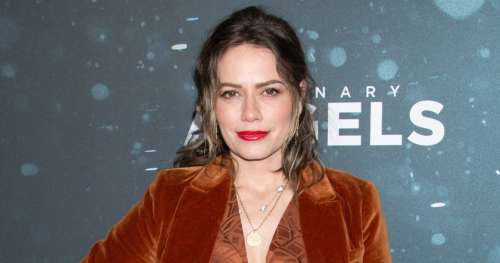 Bethany Joy Lenz : la secte qui l'a enrôlée lui a interdit de sortir avec cet acteur des Frères Scott