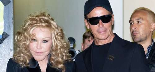  «Jocelyn Wildenstein, alias «Catwoman», s’affiche en baiser langoureux en public» | «En public, Jocelyn Wildenstein, dite «Catwoman», échange un baiser passionné»