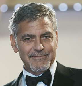 George Clooney a été hospitalisé après un accident de voiture en Italie