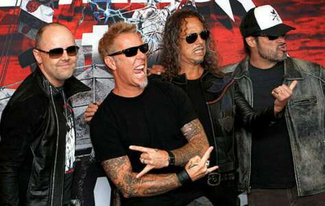 Metallica s’engage à verser plus d’un demi-million de dollars pour aider à combattre les feux de brousse en Australie