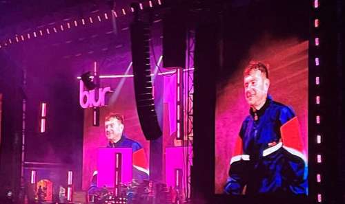 Damon Albarn de Blur étourdit la foule de Wembley dans la veste emblématique Fila |  Nouvelles des célébrités |  Showbiz et télévision