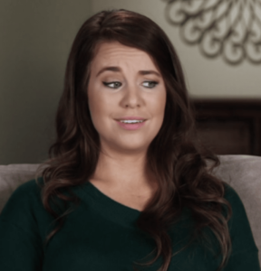 Jana Duggar sort de sa cachette et viole le code vestimentaire précédent de Jim Bob dans une vidéo YouTube surprenante