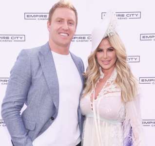 Kim Zolciak et Kroy Biermann mènent une GUERRE D’ARGENT au milieu des visites de police et d’un divorce renouvelé