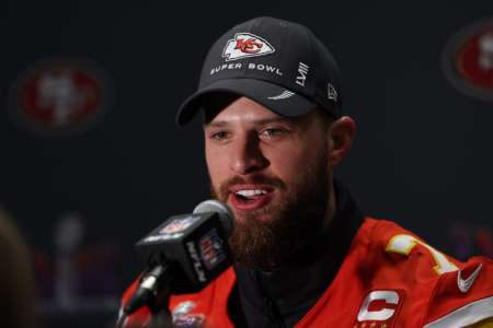 Travis Kelce défend Harrison Butker et affirme qu’il est une « personne formidable »